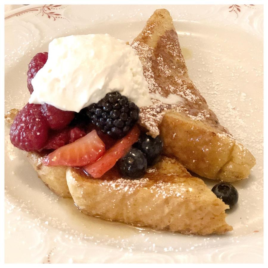 The Victorian On Main Bed & Breakfast Fairfield ภายนอก รูปภาพ