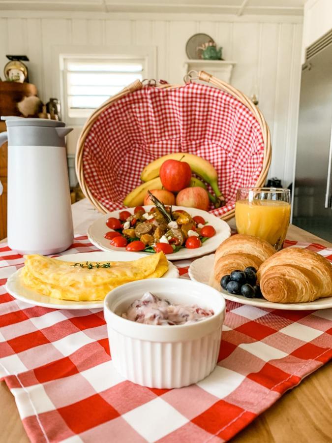 The Victorian On Main Bed & Breakfast Fairfield ภายนอก รูปภาพ